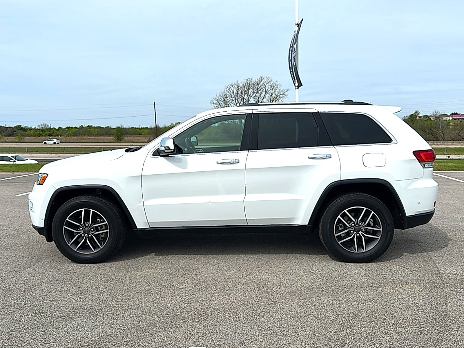 Used 2021 Jeep Grand Cherokee Limited image 5