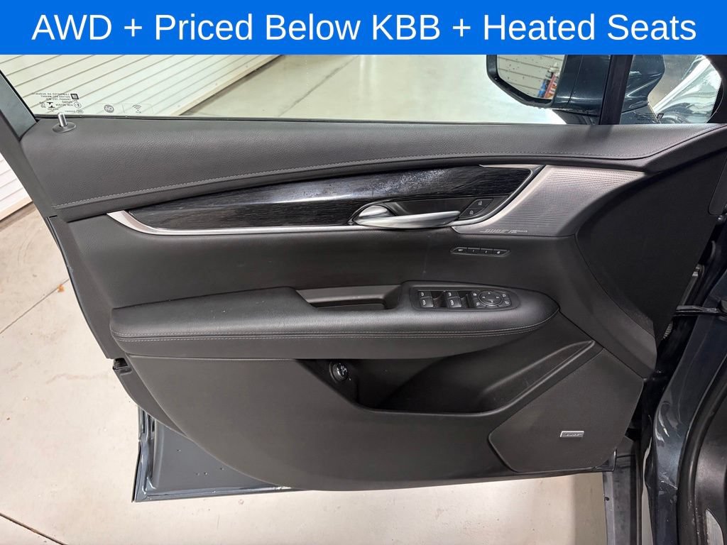 Used 2020 Cadillac XT5 Premium Luxury AWD/4WD image 7