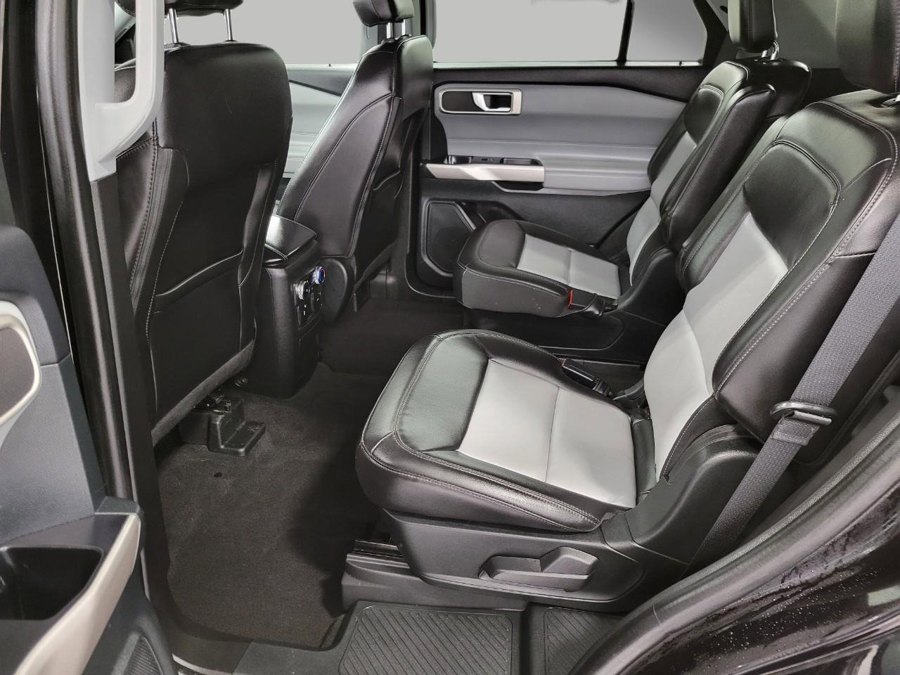Used 2023 Ford Explorer XLT w/ Equipment Group 202A image 21