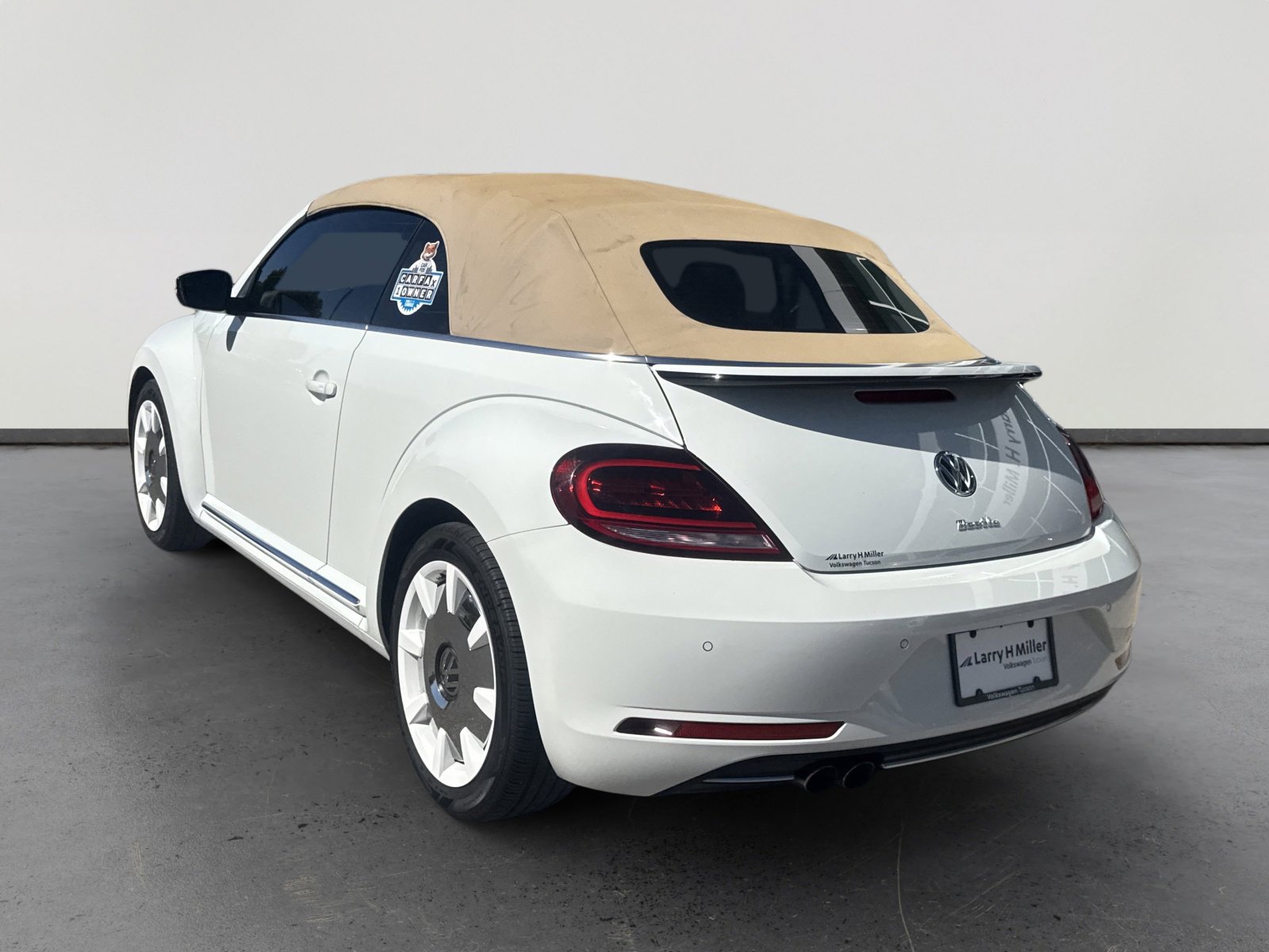 Used 2019 Volkswagen Beetle 2.0T Final Edition SEL image 4