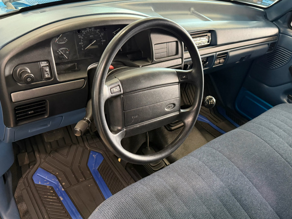 Used 1994 Ford Bronco XL AWD/4WD image 10