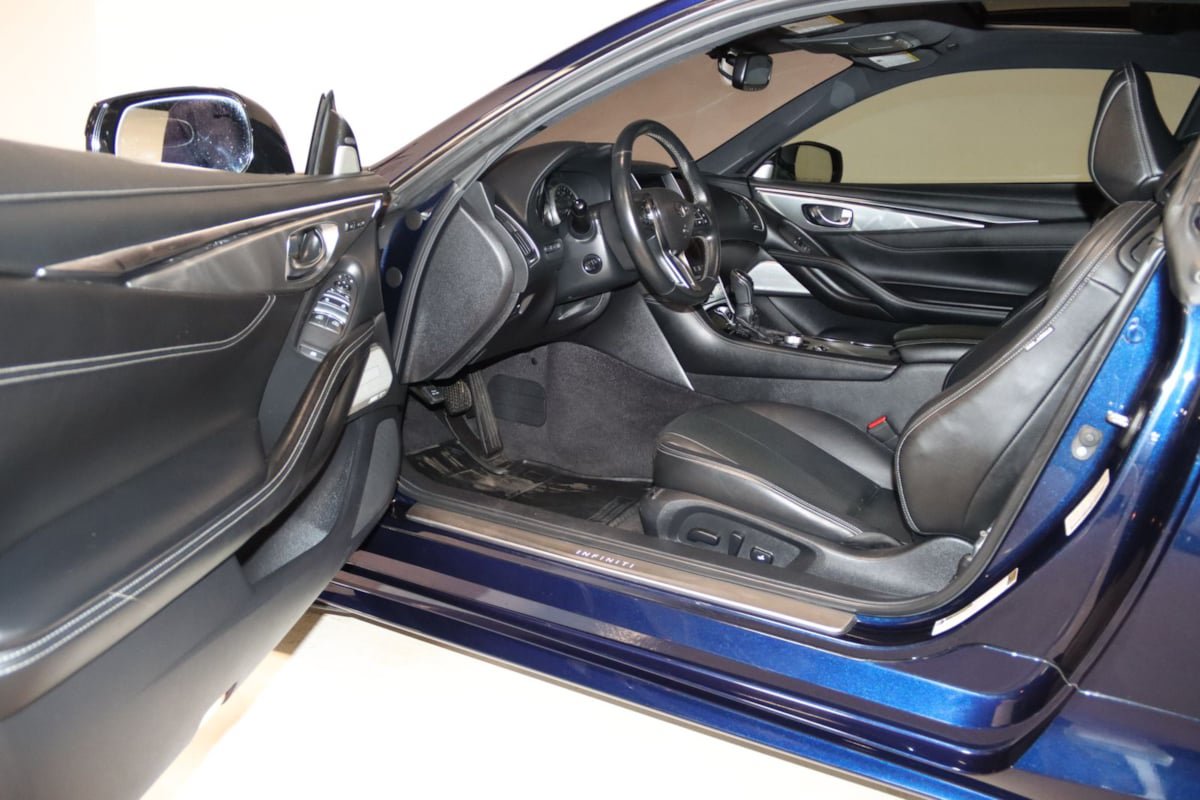 Used 2021 INFINITI Q60 3.0t Luxe w/ Essential Package RWD image 34
