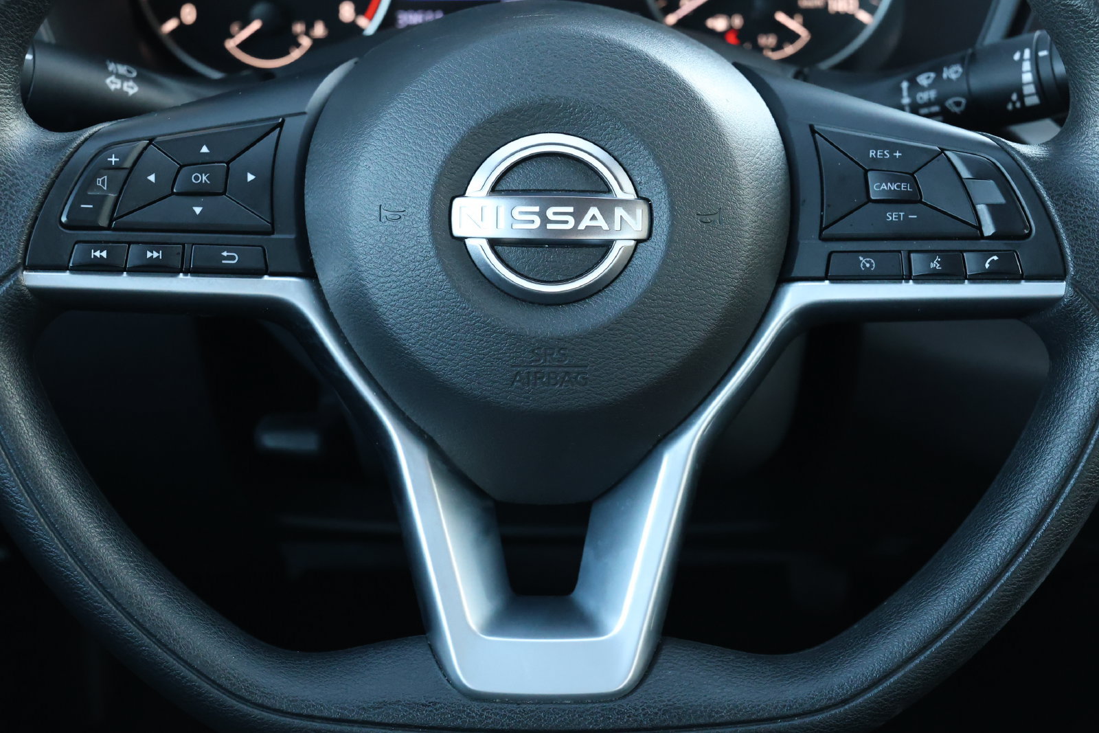 Used 2025 Nissan Altima 2.5 SV FWD image 16