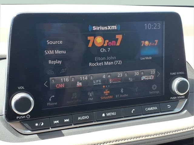 Used 2025 Nissan Rogue SV FWD image 6