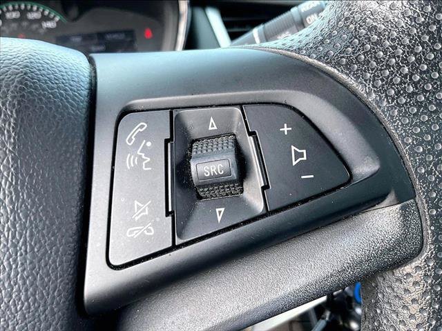 Used 2021 Chevrolet Trax LT FWD image 21
