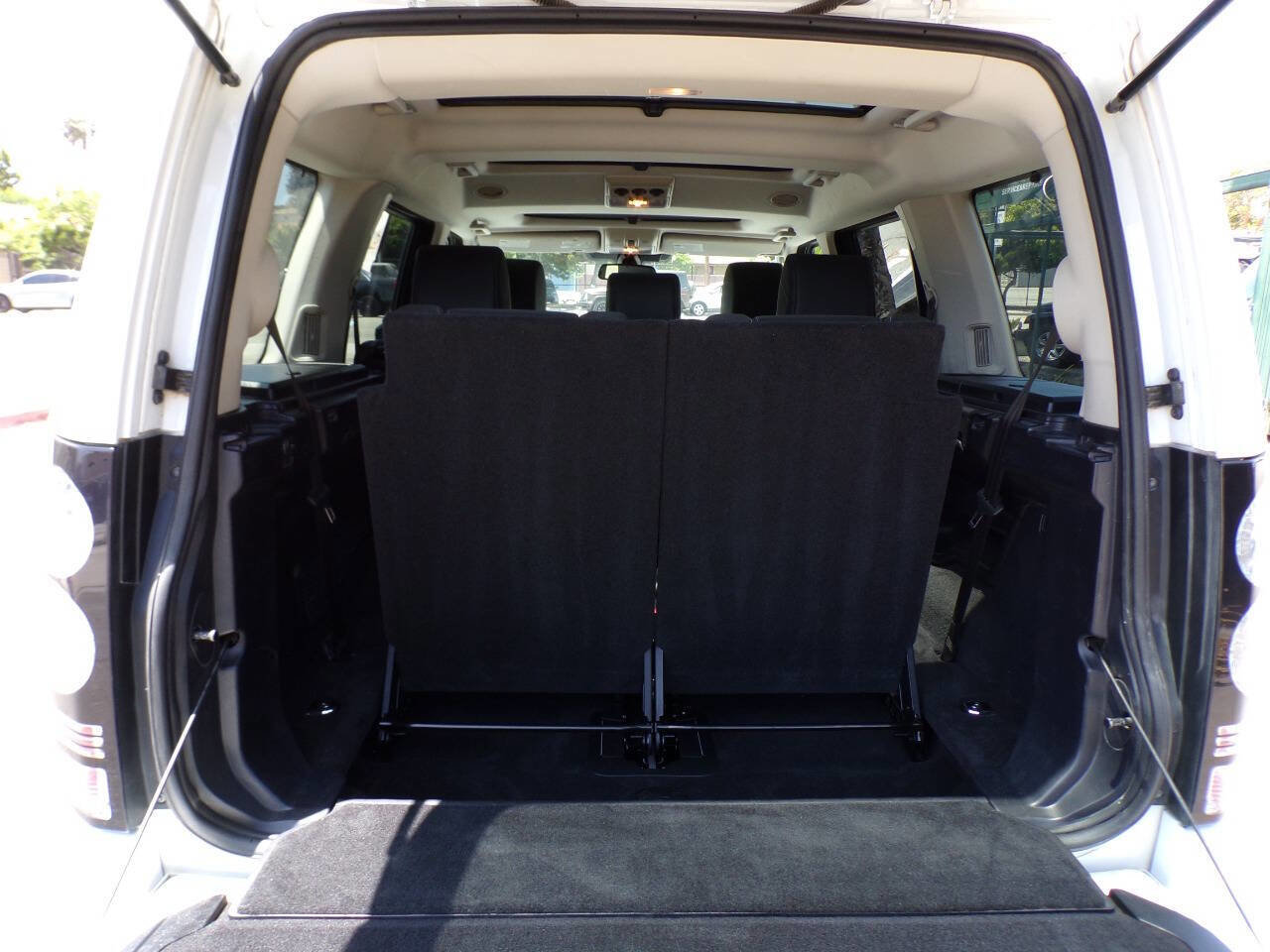 Used 2016 Land Rover LR4 HSE AWD/4WD image 17