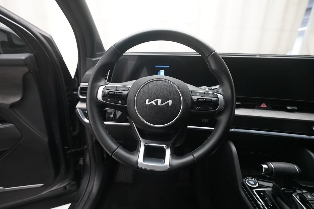 Used 2023 Kia Sportage X-Line w/ X-Line Premium Package AWD/4WD image 4