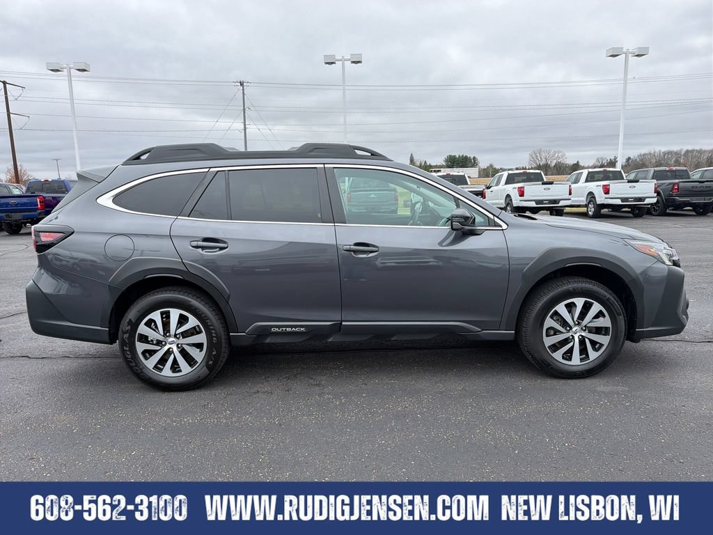 Used 2024 Subaru Outback Premium AWD/4WD image 6