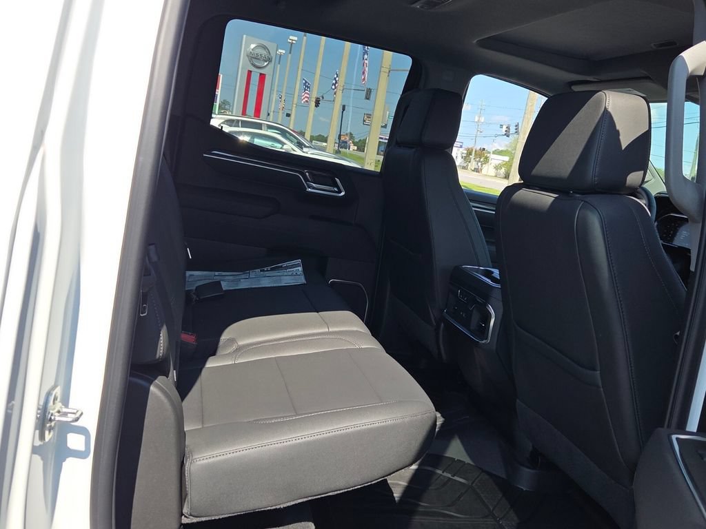 New 2026 Chevrolet Silverado 1500 LTZ w/ LTZ Premium Package AWD/4WD image 14