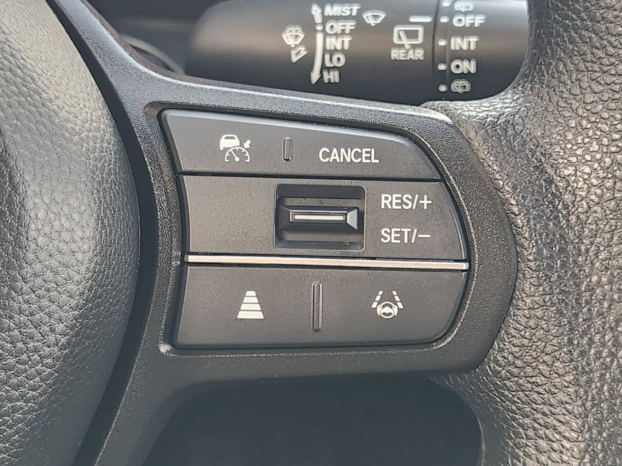 Used 2026 Honda HR-V LX image 27