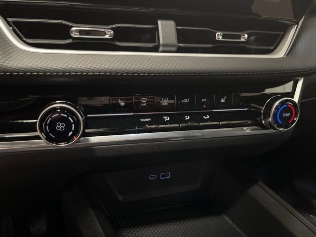 New 2026 Chevrolet Equinox LT w/ LPO, Floor Liner Package image 11