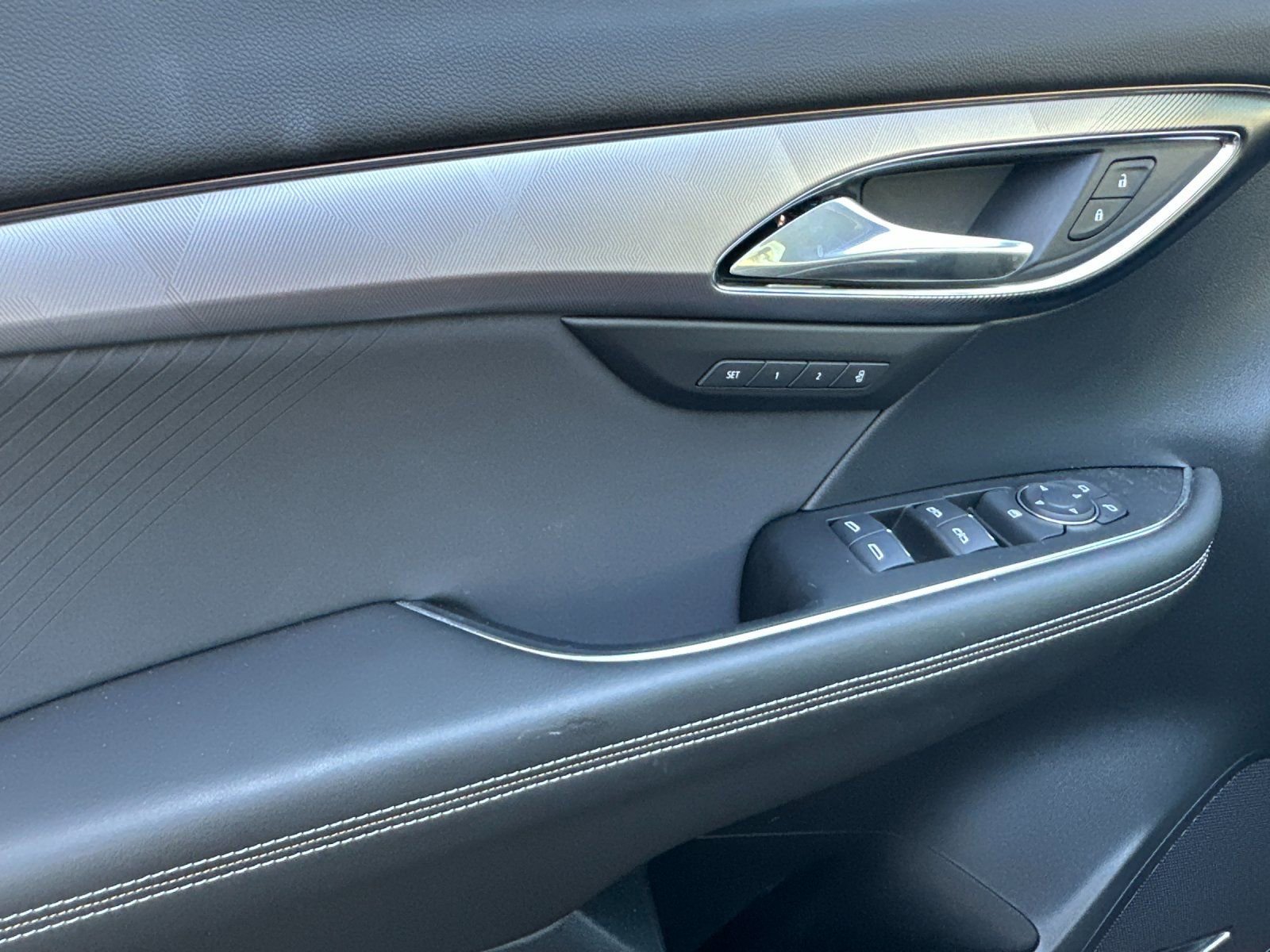 New 2025 Buick Envision Sport Touring image 11