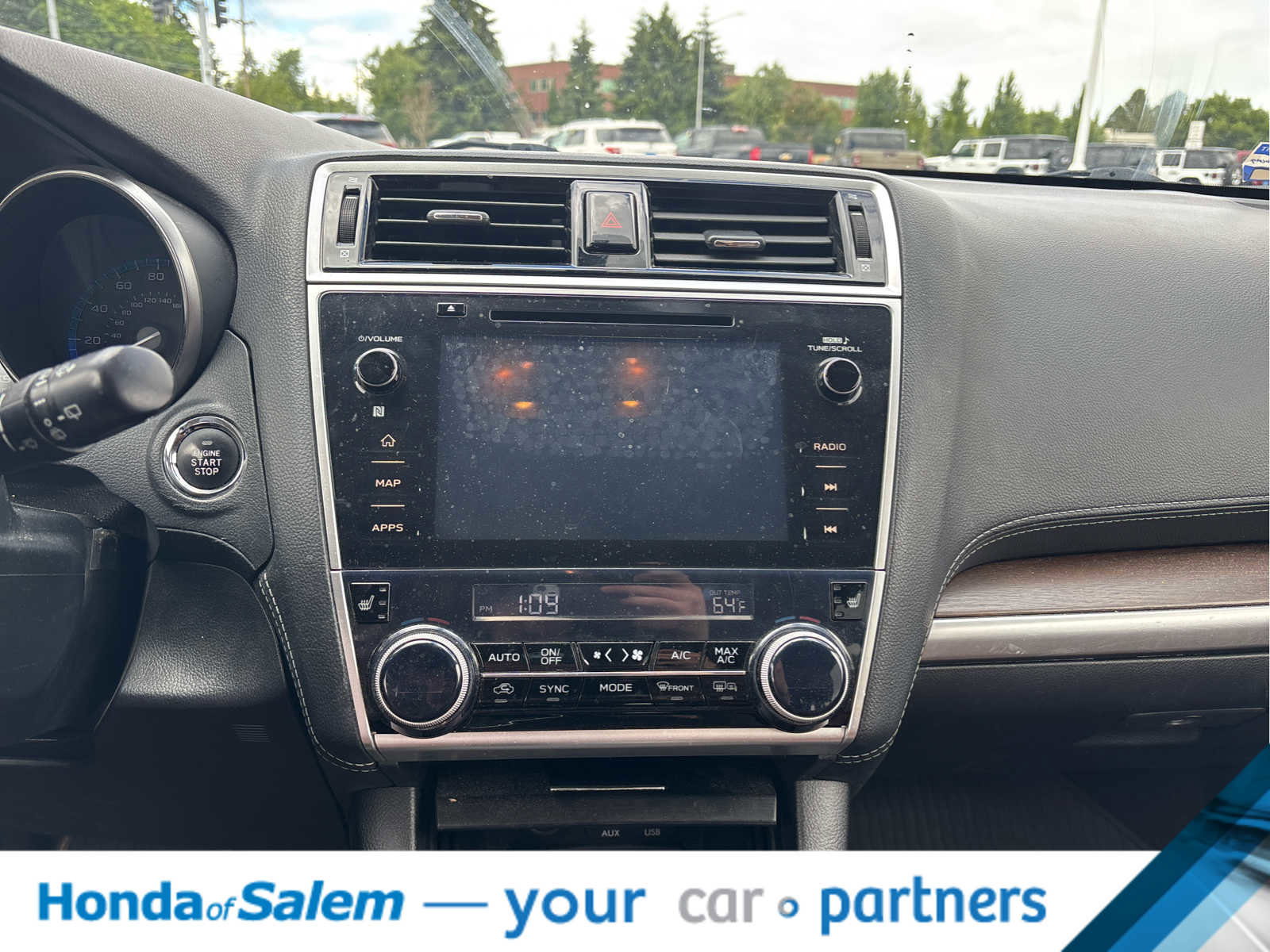 Used 2018 Subaru Outback 3.6R Touring w/ Protection Package #1 AWD/4WD image 16