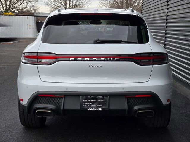 Used 2025 Porsche Macan image 6