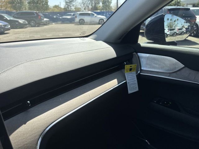 New 2025 Volvo EX90 Ultra image 28