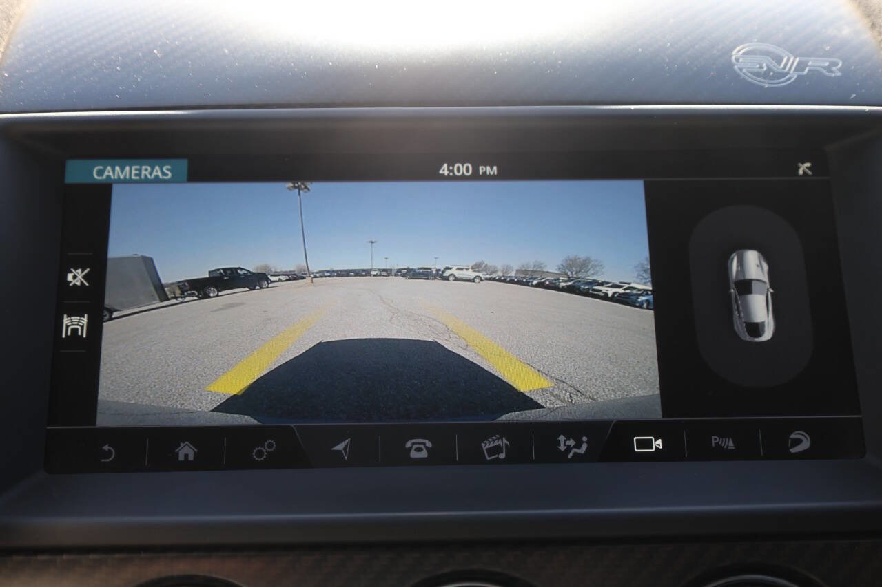 Used 2020 Jaguar F-TYPE SVR image 19