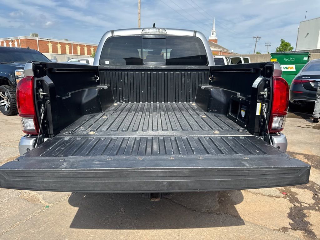 Used 2019 Toyota Tacoma TRD Off-Road w/ Technology Package AWD/4WD image 42