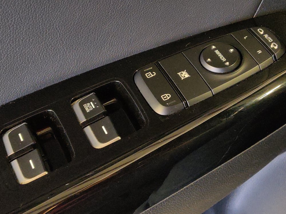 Used 2020 Kia Sportage S w/ S Premium Package FWD image 27