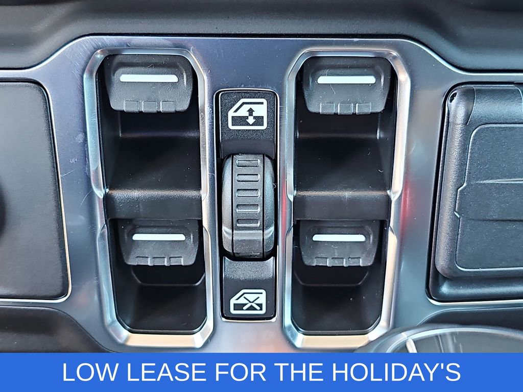 New 2025 Jeep Gladiator Willys image 27