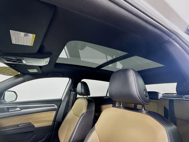 Used 2021 Volkswagen Atlas Cross Sport SEL R-Line image 22