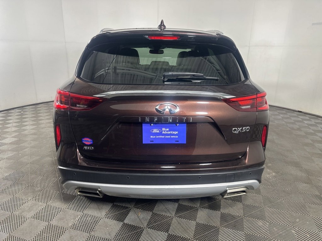 Used 2020 INFINITI QX50 Essential image 8