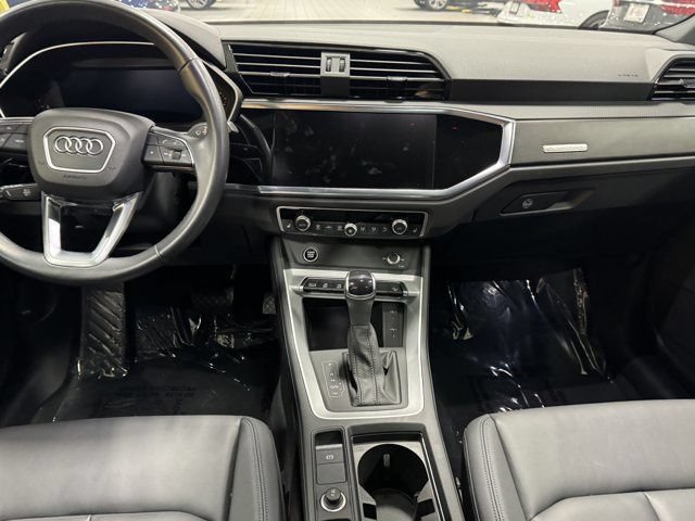 Certified 2023 Audi Q3 2.0T Premium w/ Convenience Package AWD/4WD image 18