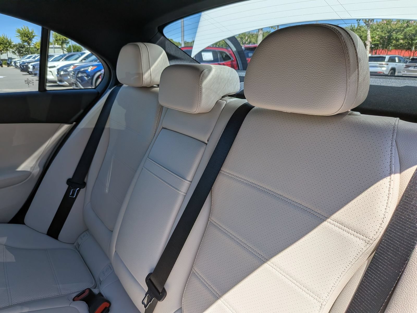 Used 2023 Mercedes-Benz C 300 4MATIC Sedan image 29
