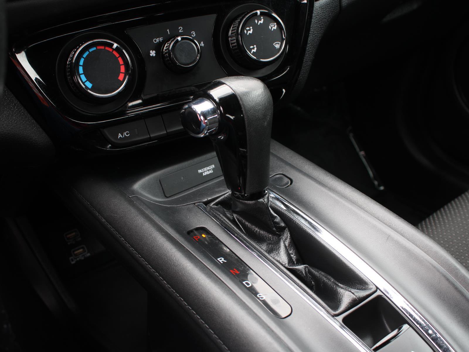 Used 2019 Honda HR-V Sport image 14