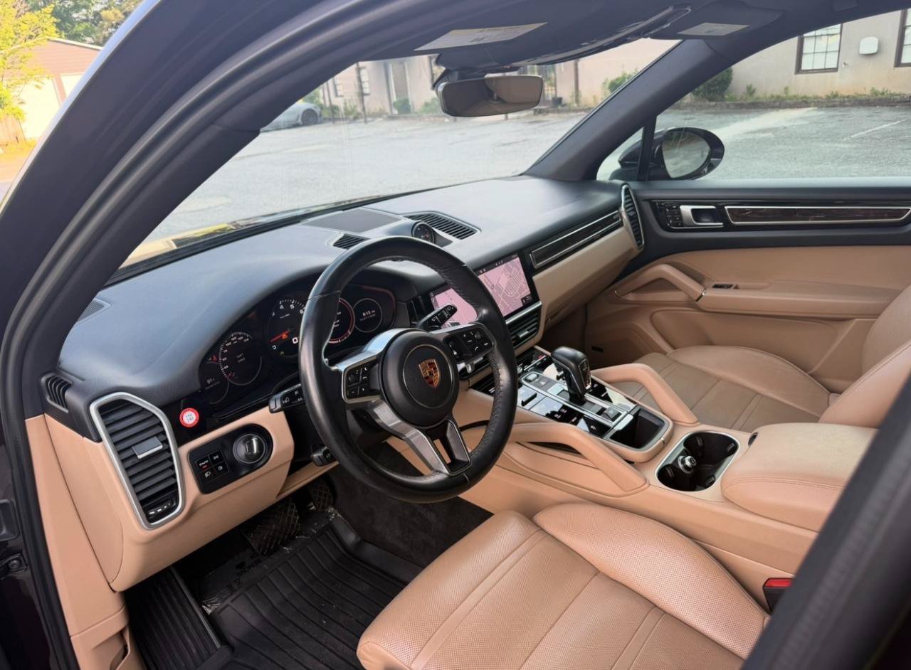 Used 2019 Porsche Cayenne AWD/4WD image 11