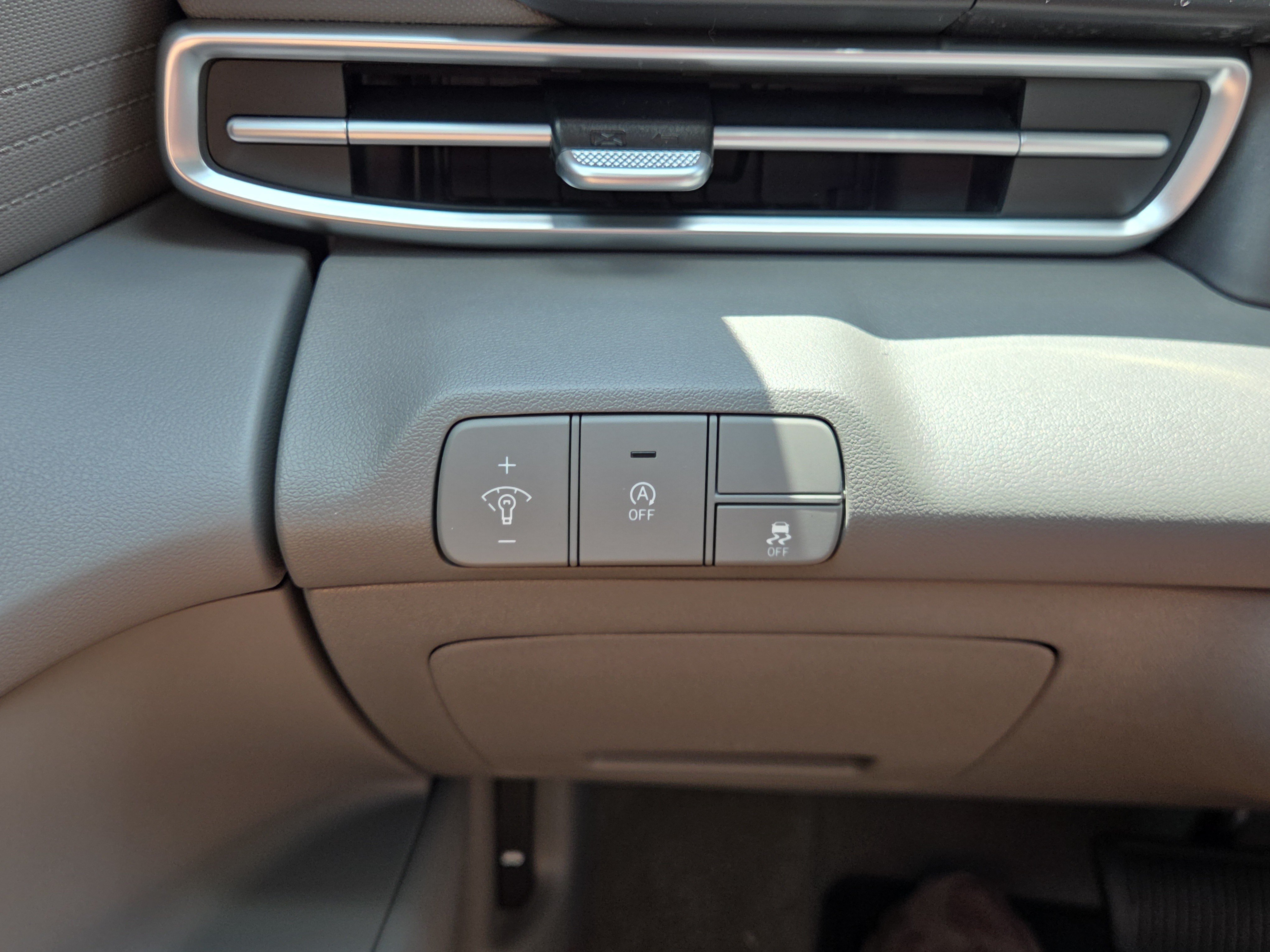 New 2026 Hyundai Elantra SE FWD image 13