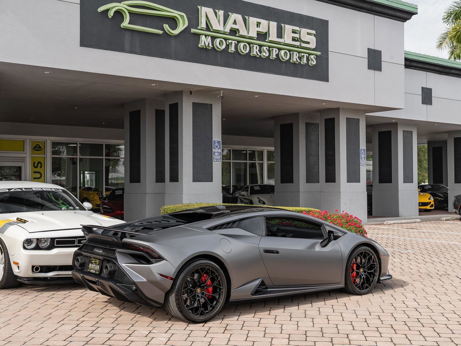 Used 2024 Lamborghini Huracan Tecnica image 31