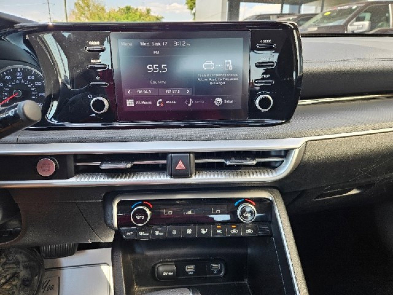 Used 2023 Kia K5 LXS image 27