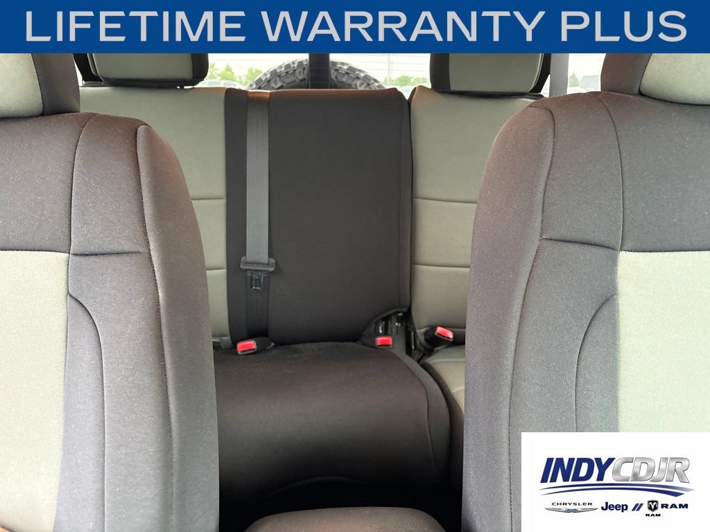 Used 2018 Jeep Wrangler Unlimited Sport AWD/4WD image 15