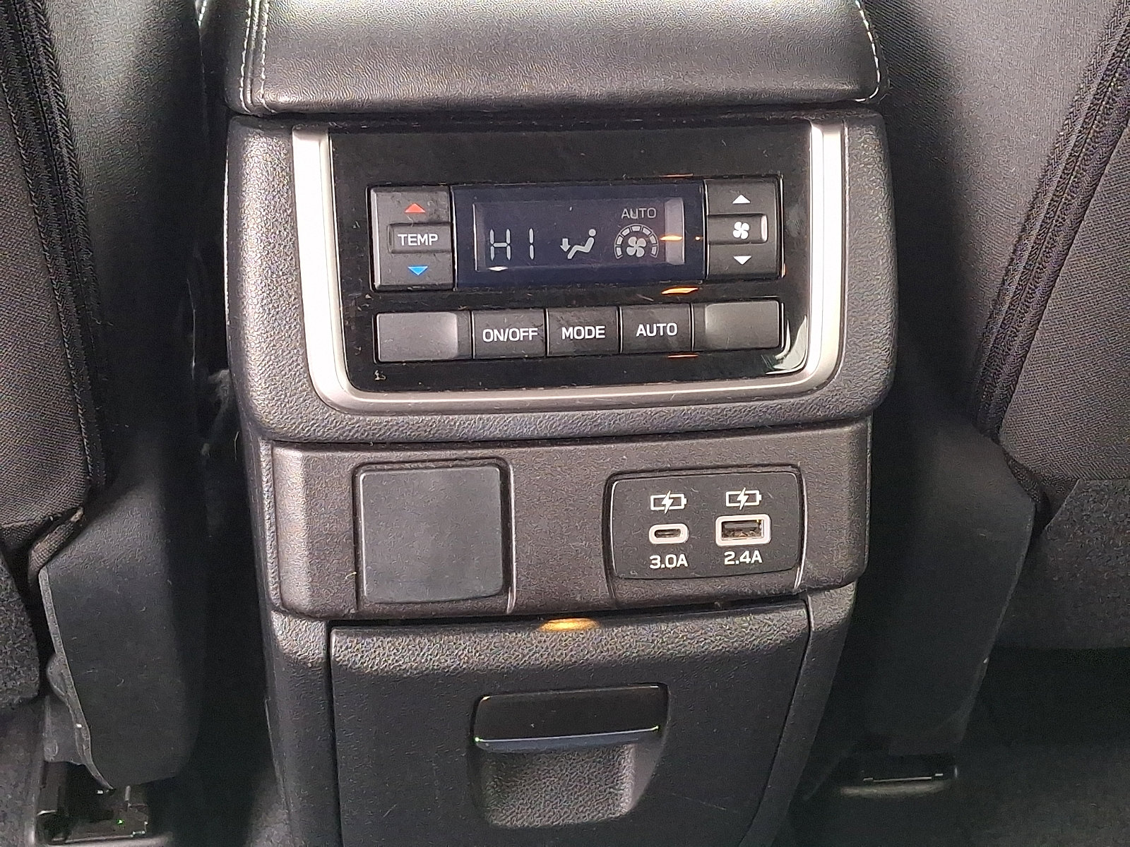 Certified 2023 Subaru Ascent Premium w/ Convenience Package image 12