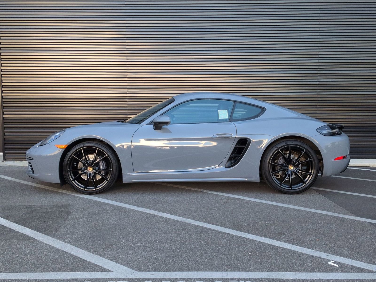 Certified 2024 Porsche 718 Cayman image 2