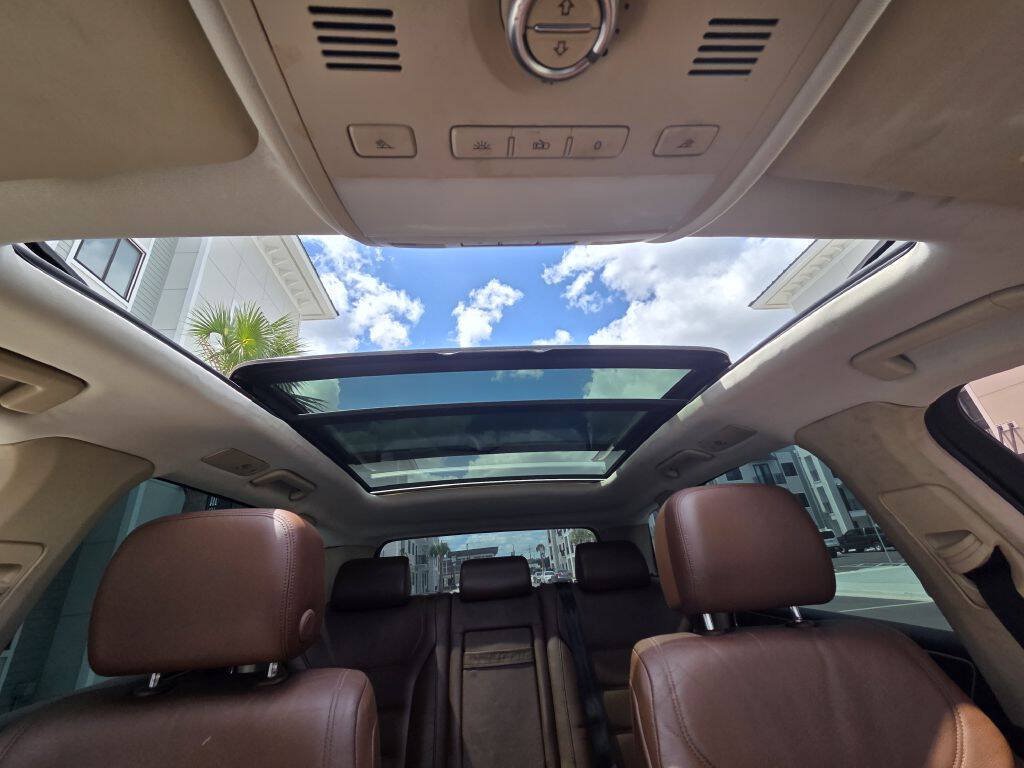 Used 2011 Volkswagen Touareg VR6 AWD/4WD image 21