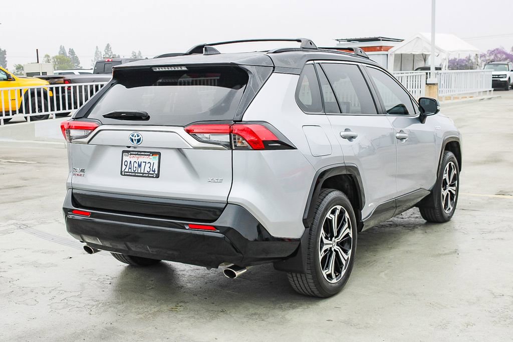Used 2022 Toyota RAV4 XSE w/ Weather Package AWD/4WD image 8