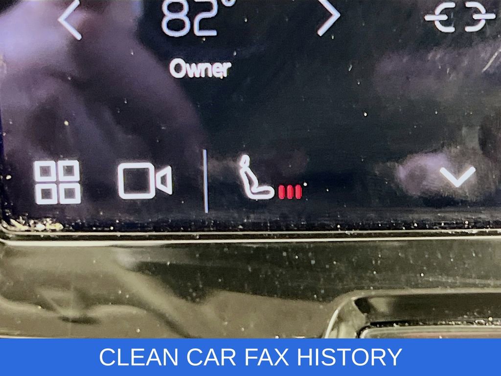 Used 2023 Volvo XC60 T8 Plus image 21