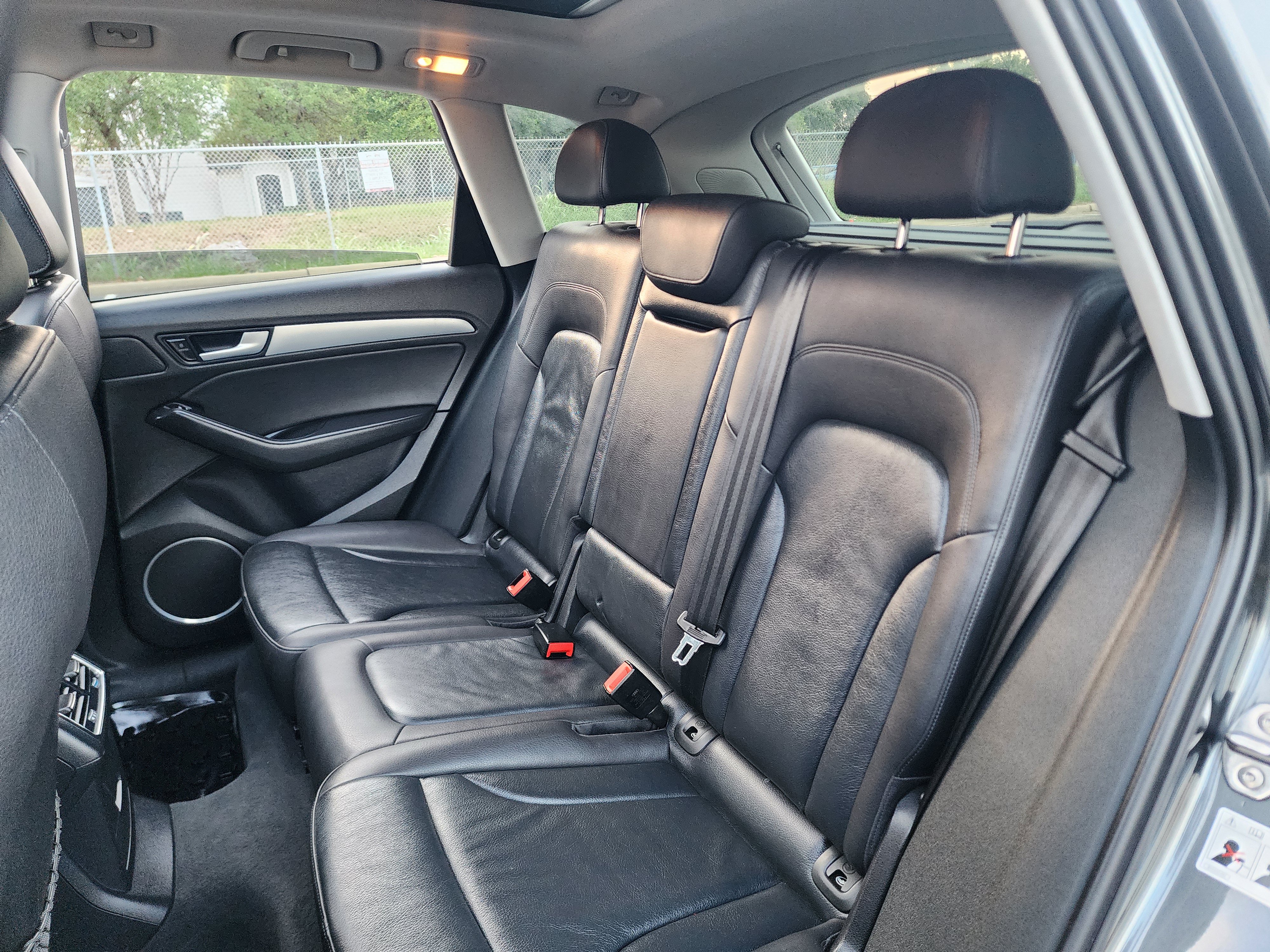 Used 2017 Audi Q5 2.0T Premium Plus w/ Technology Package AWD/4WD image 24