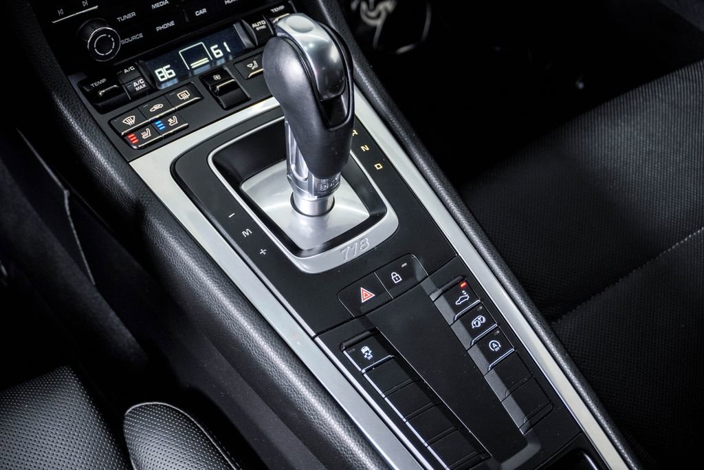 Used 2024 Porsche 718 Cayman RWD image 26