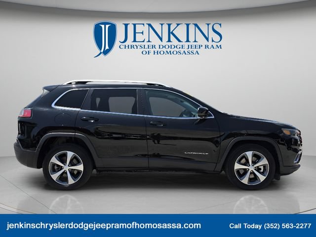 Used 2021 Jeep Cherokee Limited w/ Elite Package FWD image 2