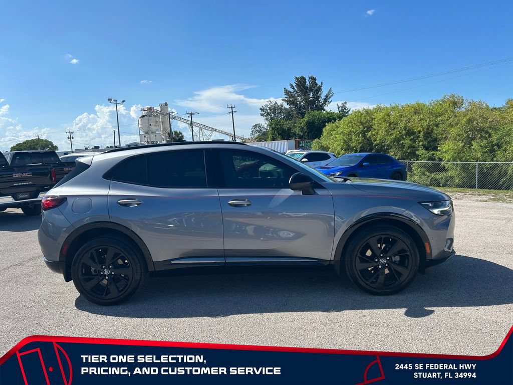 Used 2022 Buick Envision Essence w/ Technology Package II FWD image 8