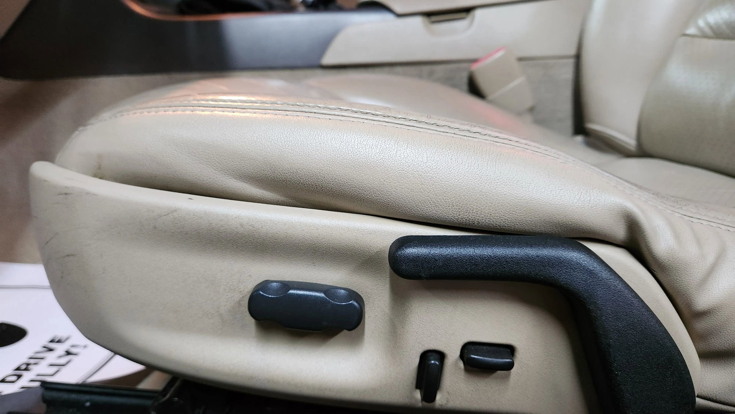 Used 2007 Chevrolet Corvette Convertible w/ Preferred Equipment Group image 12