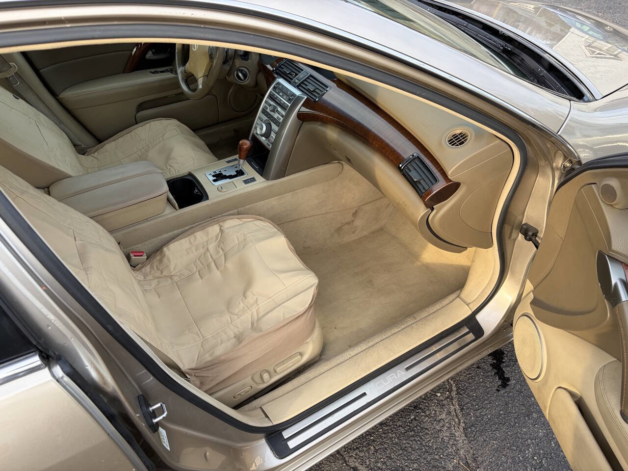 Used 2005 Acura RL image 16