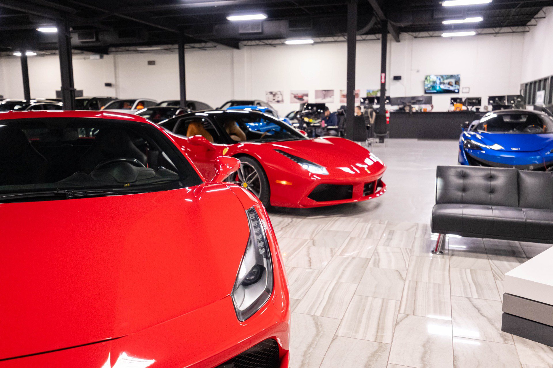 Used 2016 Ferrari 488 GTB RWD image 82