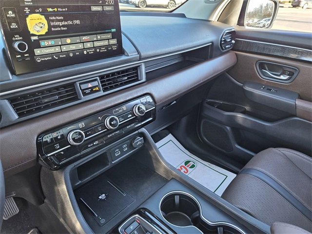 Used 2025 Honda Pilot Elite image 20