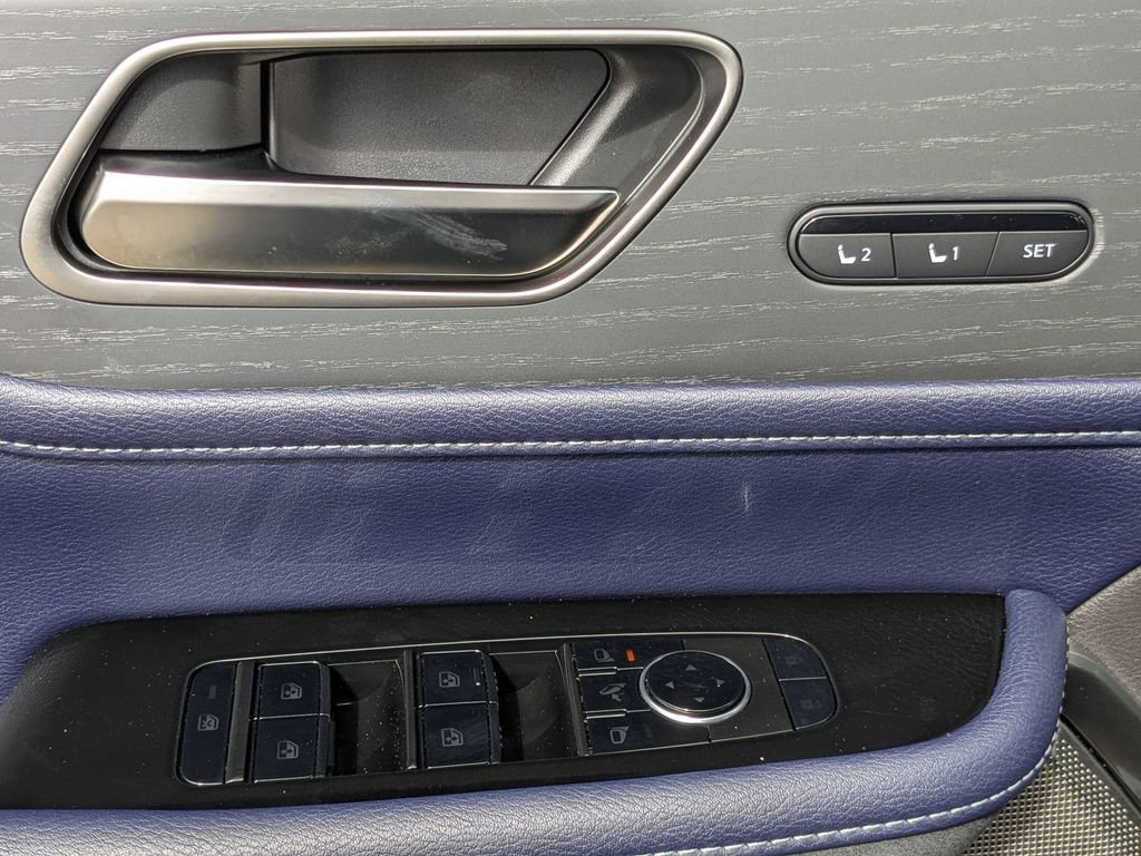 New 2026 INFINITI QX80 4WD image 12