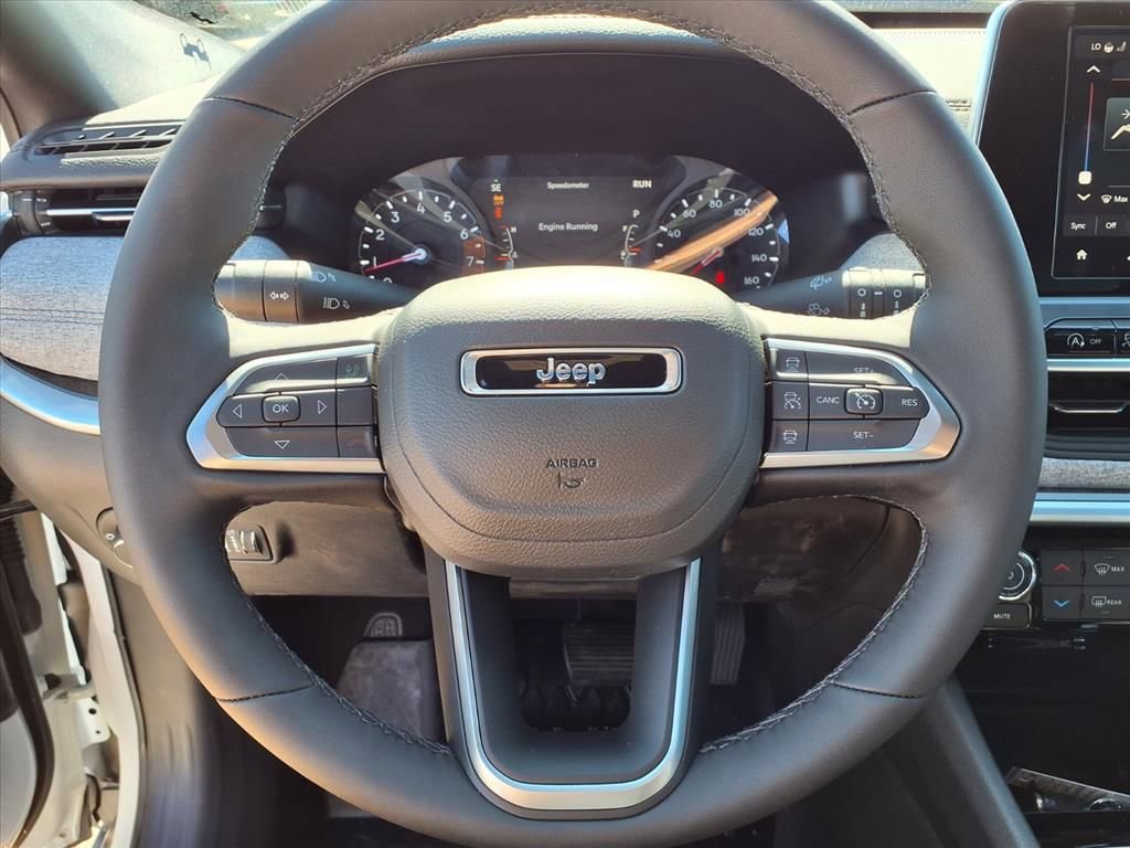 New 2025 Jeep Compass Latitude w/ Convenience Group image 17