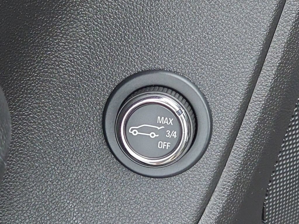 Used 2025 Chevrolet Blazer RS AWD/4WD image 22