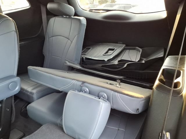 Used 2023 Buick Enclave Essence w/ Trailering Package, 5000 lbs. AWD/4WD image 19